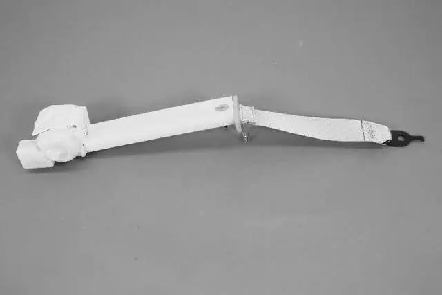 1GE15HL1AC - Restraints: Rr Cntr Shoulder Seat Belt for Mopar Image