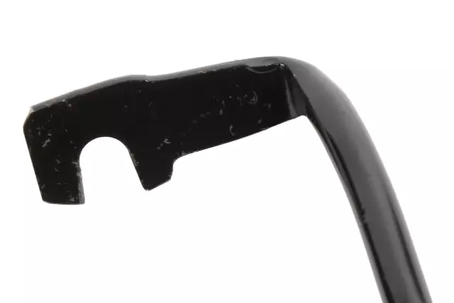 Fender Liner Brace - GM (23240604)