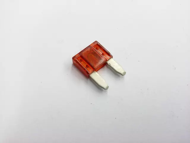 Fuse - Volkswagen (N-102-615-03)