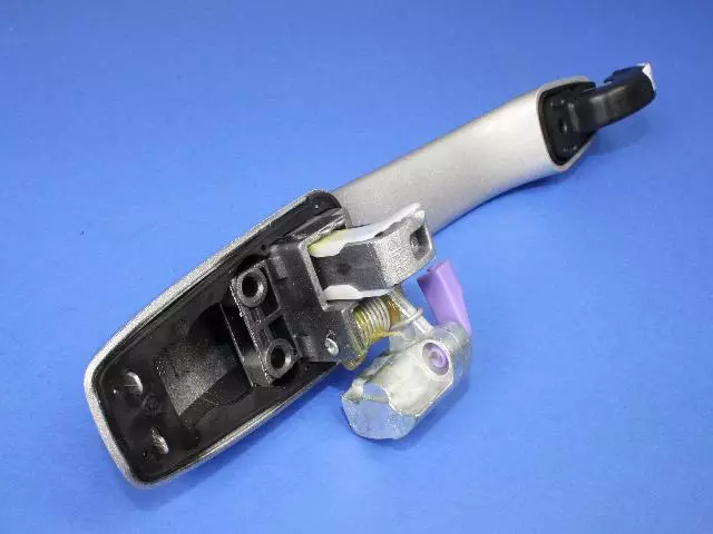 Exterior Door Handle, Right - Mopar (1KR96WS2AD)