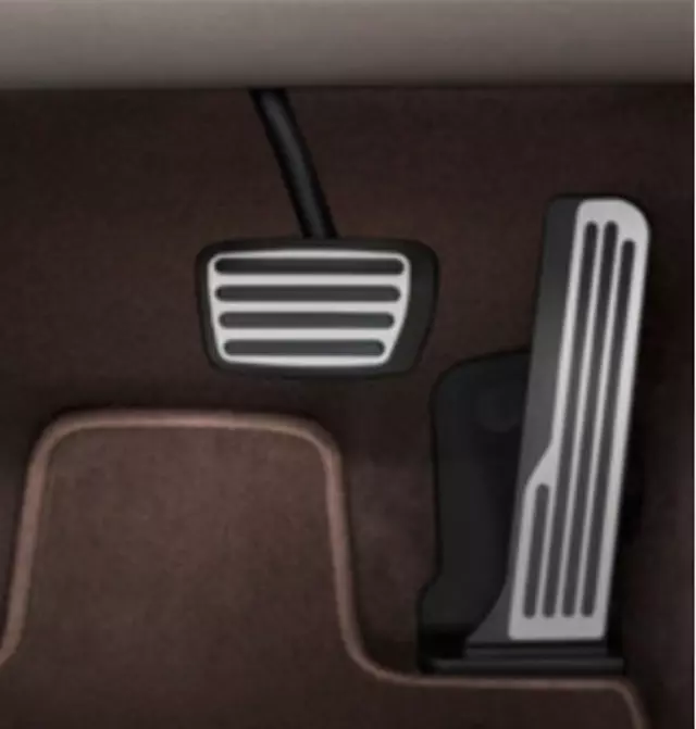 84366004 - : Pedal Covers (AT) for GM Image