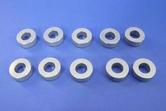 Spacer - Alfa Romeo (68250442AA)