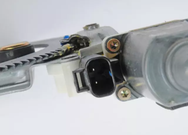 Window Regulator - GM (24416188)