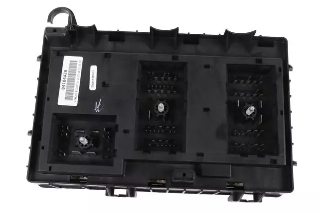 84184429 - Electrical: Junction Block for Chevrolet: Express 2500, Express 3500 | GMC: Savana 2500, Savana 3500 Image