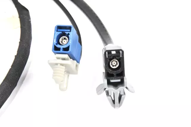 Radio and GPS Navigation Antenna Cable - GM (84398552)