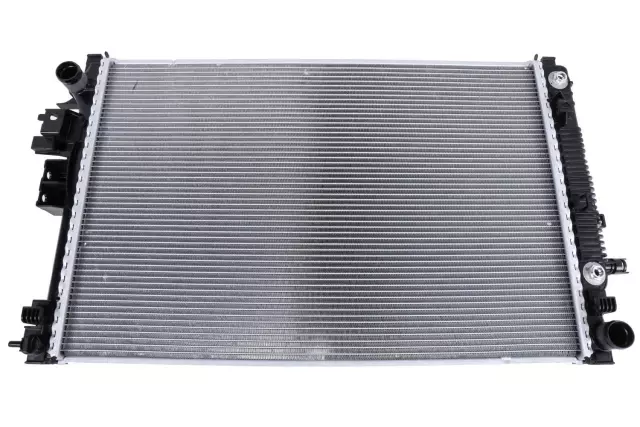84208067 - : Radiator for Buick: Regal Sportback Image