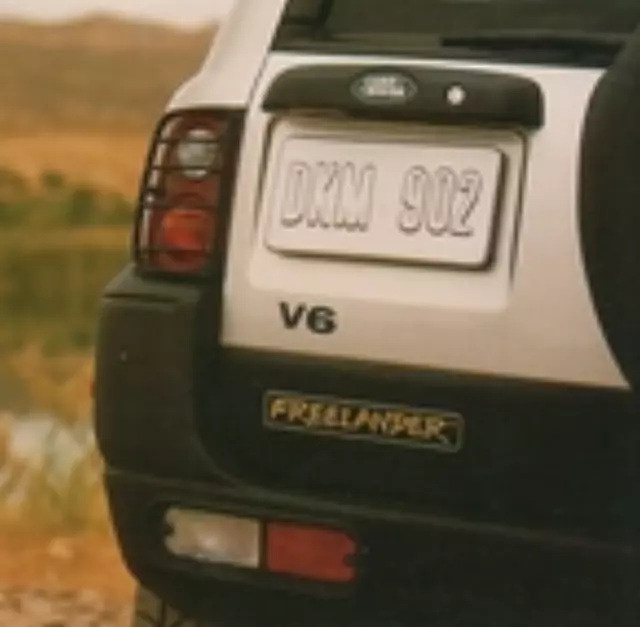 STC7960 - Exterior: Lamp Guards, Rear Upper &amp; Bumper for Land-Rover Image