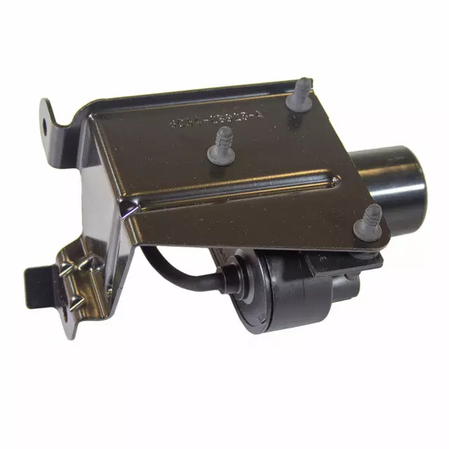 6C3Z2A451A - Brakes: Vacuum Pump for Ford: Excursion, F-250, F-250 Super Duty, F-350 Super Duty, F-450 Super Duty, F-550 Super Duty Image