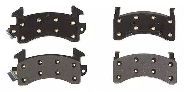 17D202M - Brakes: ACDelcoâ„¢ Disc Brake Pad Set for Chevrolet: Camaro | Pontiac: Firebird Image