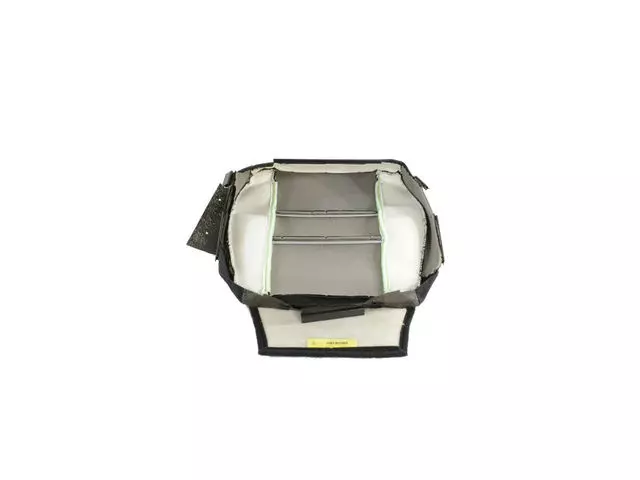 Cover - Mopar (6NW75DX9AA)
