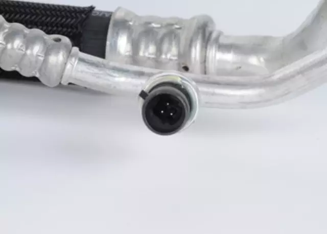 Front AC Hose - GM (19130479)