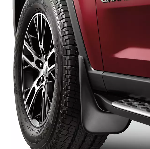 Molded Splash Guards, Front (82216018AC)