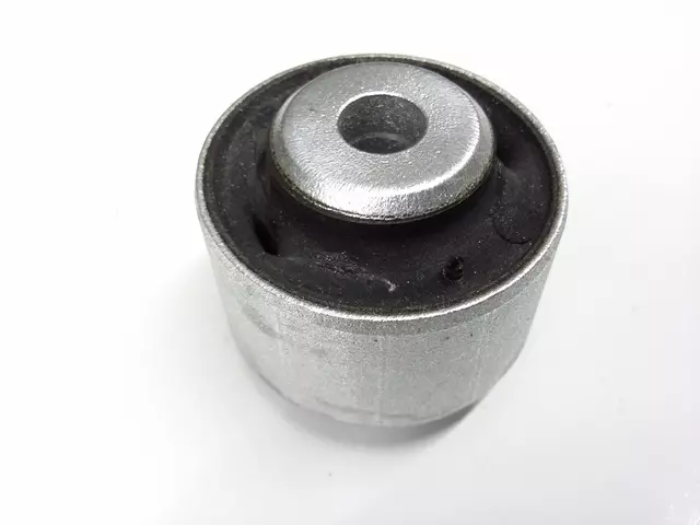 Bushing - Audi (8D0-407-515-C)