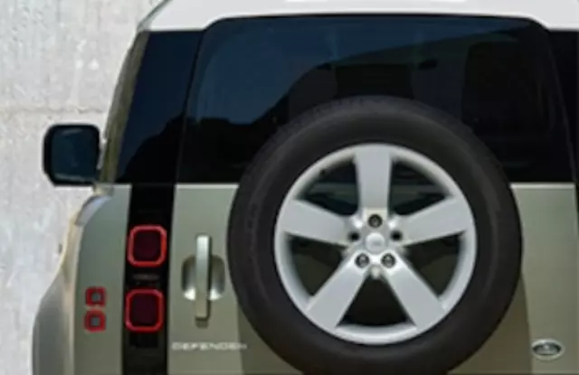 LR164879 - : Aluminum Wheel, 20-Inch Style 5098 for Land Rover: Defender 110, Defender 130, Defender 90 Image