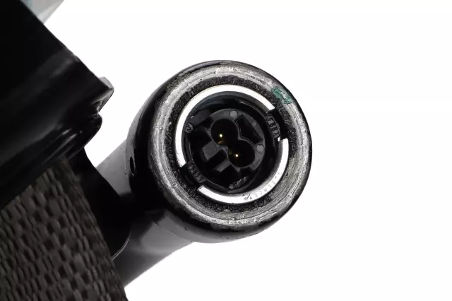 19351665 - Electrical: Belt &amp; Retractor for Chevrolet: Silverado 2500 HD, Silverado 3500 HD | GMC: Sierra 2500 HD, Sierra 3500 HD Image