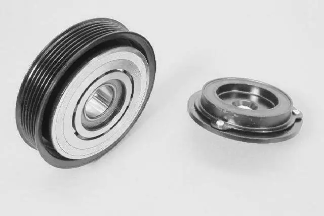 A/c Compressor Pulley Hub Kit - Mopar (05165735AC)