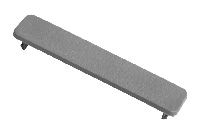 15095815 - : Plug for Buick: Rainier | Oldsmobile: Bravada Image