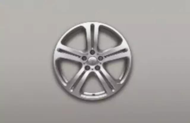 LR158039 - Wheels: Aluminum Wheel - 20-Inch Style 5134 for Land Rover: Range Rover Sport Image