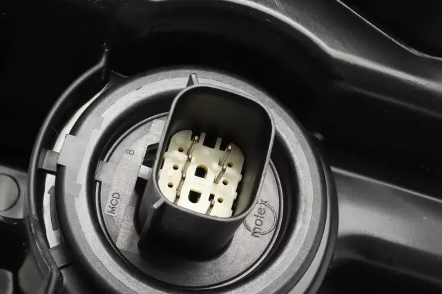 Headlamp Assembly - GM (84893095)