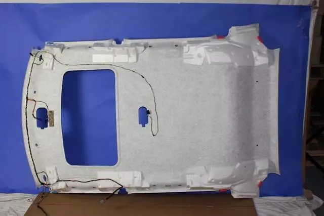 Garnissage Du Pavillon - Mopar (1CG99DW1AA)