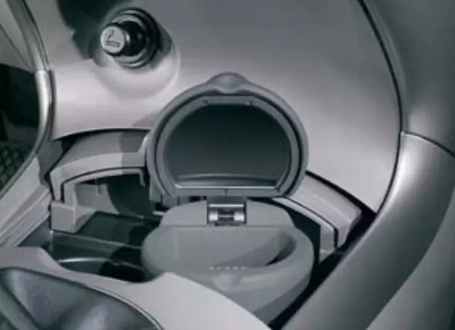 8U96S6M200 - Interior: Smoker's Convenience, Cigarette Lighter for Acura Image