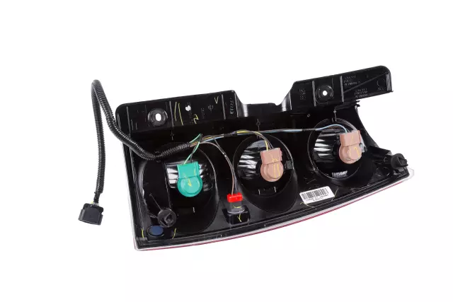 Driver Side Tail Lamp Assembly - GM (25975977)