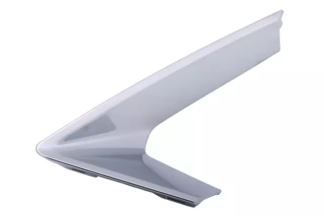 Passenger Side Bumper Grille Insert - GM (84112292)