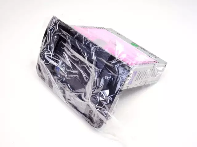 Z4727629AD - : Radio for Mopar Image