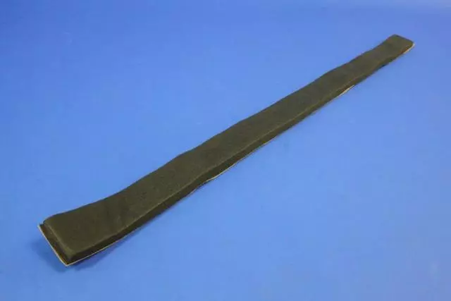 Quarter Panel To Trunkpan Seal - Mopar (5030415AA)