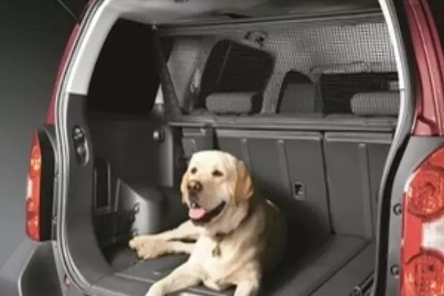 Pet Guard Divider - Nissan (999M1-KR100)