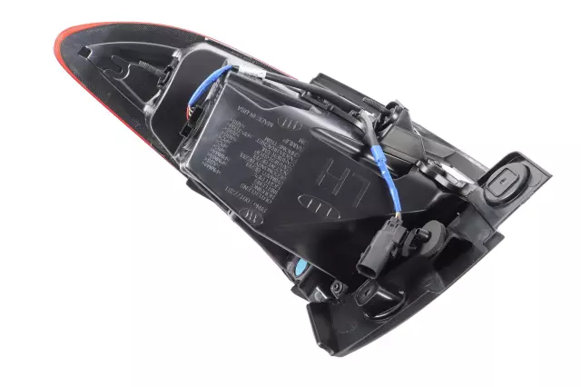 Rear Driver Side Stop Lamp - GM (84528835)