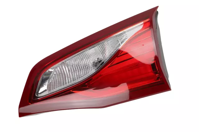 Rear Passenger Side Combination Lamp - GM (84341672)