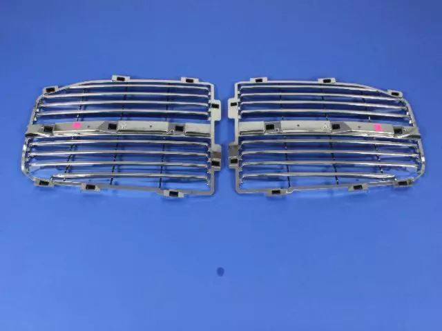 Grille Kit - Mopar (82210244)