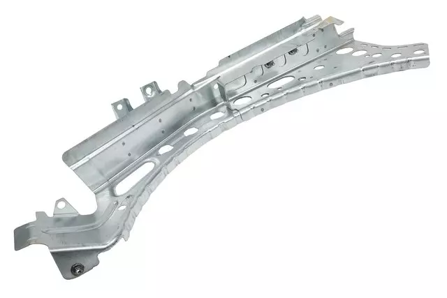 Passenger Side Front Wheelhouse Panel Brace - GM (13398362)