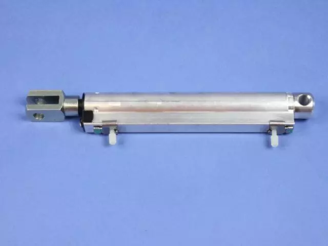 68026970AA - Body Sheet Metal Except Doors: Folding Top Hydraulic Cylinder for Mopar Image