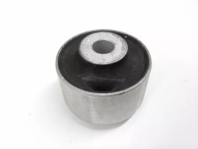 Rear Upper Control Arm Bushing - Volkswagen (4B0-407-515)