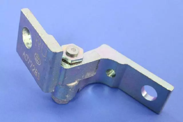 Front Door Upper Hinge, Right - Mopar (68070072AC)