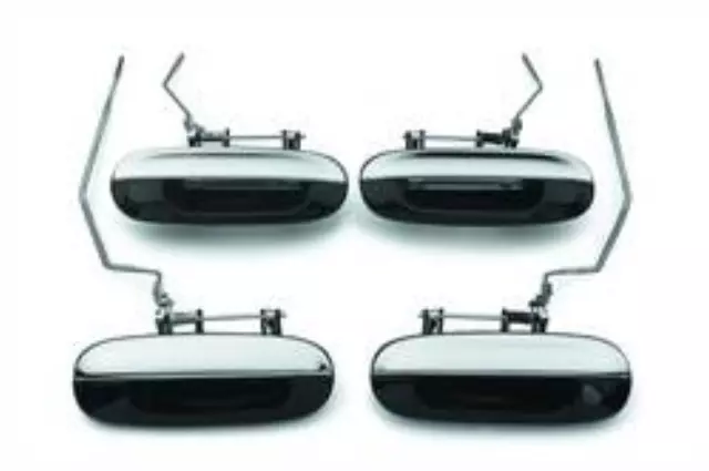 17802147 - Exterior: Chrome Door Handles - W/ White (50U) for Chevrolet: Trailblazer, Trailblazer EXT | GMC: Envoy, Envoy XL, Envoy XUV Image