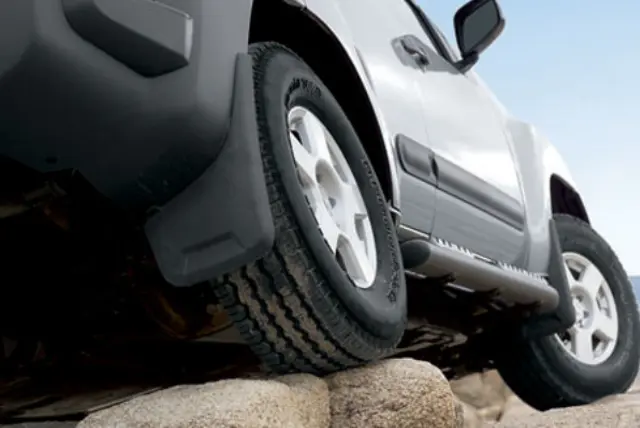 999J2XR00003 - : Splash Guards (2pc) - Front Set for Nissan Image