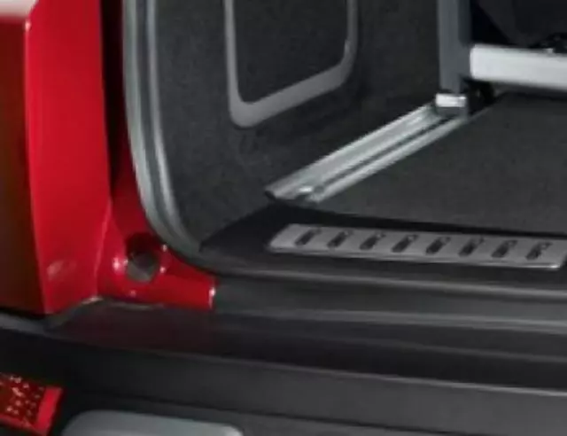 VPLVS0102 - Body: Loadspace Rails for Land-Rover Image
