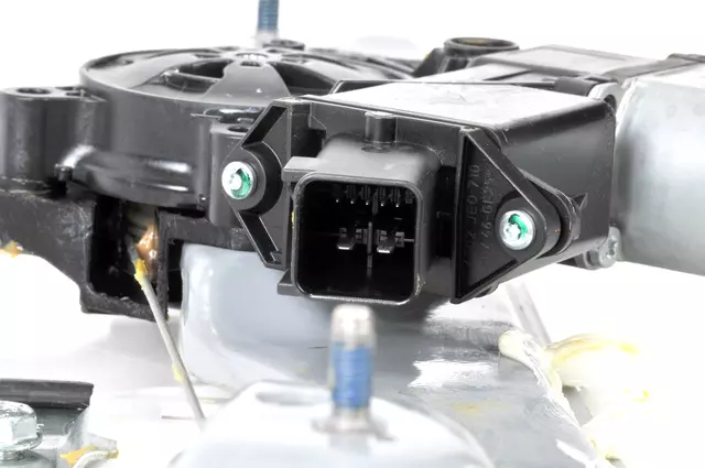 Rear Passenger Side Power Window Regulator and Motor Assembly - GM (23189479)