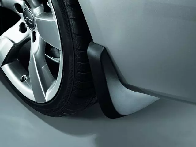 Splash Guard Kit - Audi (8T0-075-111)