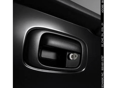 19211265 - Exterior: Tailgate Lock Kit for Chevrolet: Silverado 1500, Silverado 1500 Classic, Silverado 1500 HD, Silverado 2500, Silverado 2500 HD, Silverado 3500 | GMC: Sierra 1500, Sierra 1500 HD, Sierra 2500, Sierra 2500 HD, Sierra 3500 Image