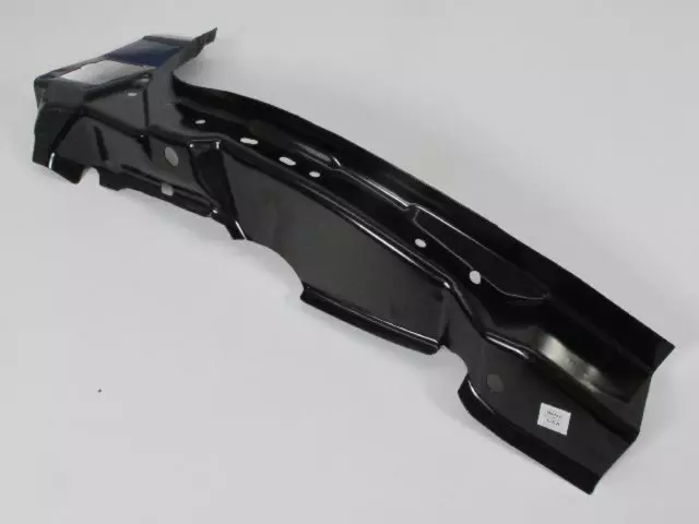 D Pillar Lower Extension, Right - Mopar (5109568AD)