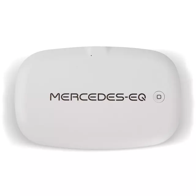 Mer Eq Uv Phone Sanitizer With Wireless - Mercedes-Benz (1449415-00)