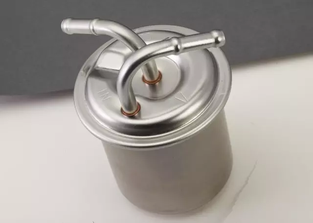 1990-2005 Subaru Fuel Filter - Subaru (42072PA010)