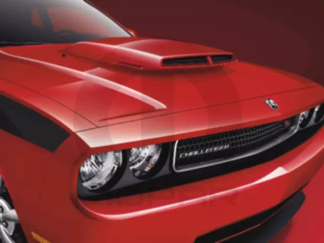 Hood - Mopar (82211665AD)