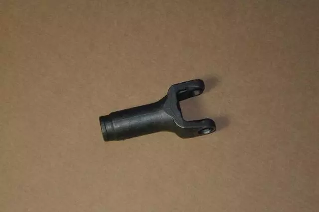 5016375AA - Propeller Shafts and U-Joints: Drive Shaft Yoke for Jeep: Grand Cherokee, Wrangler Image