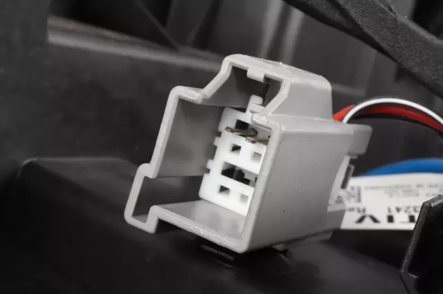 84591921 - Body: Console Assembly for GM Image