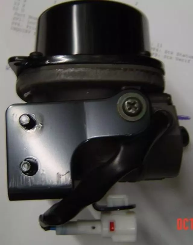 8121135050 - : Lens &amp; Housing for Toyota: 4Runner Image